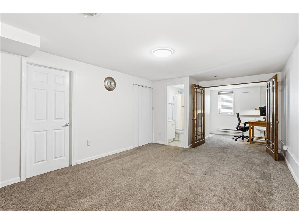 9736 Oxborough Road Bloomington MN 55437 7033250 image41