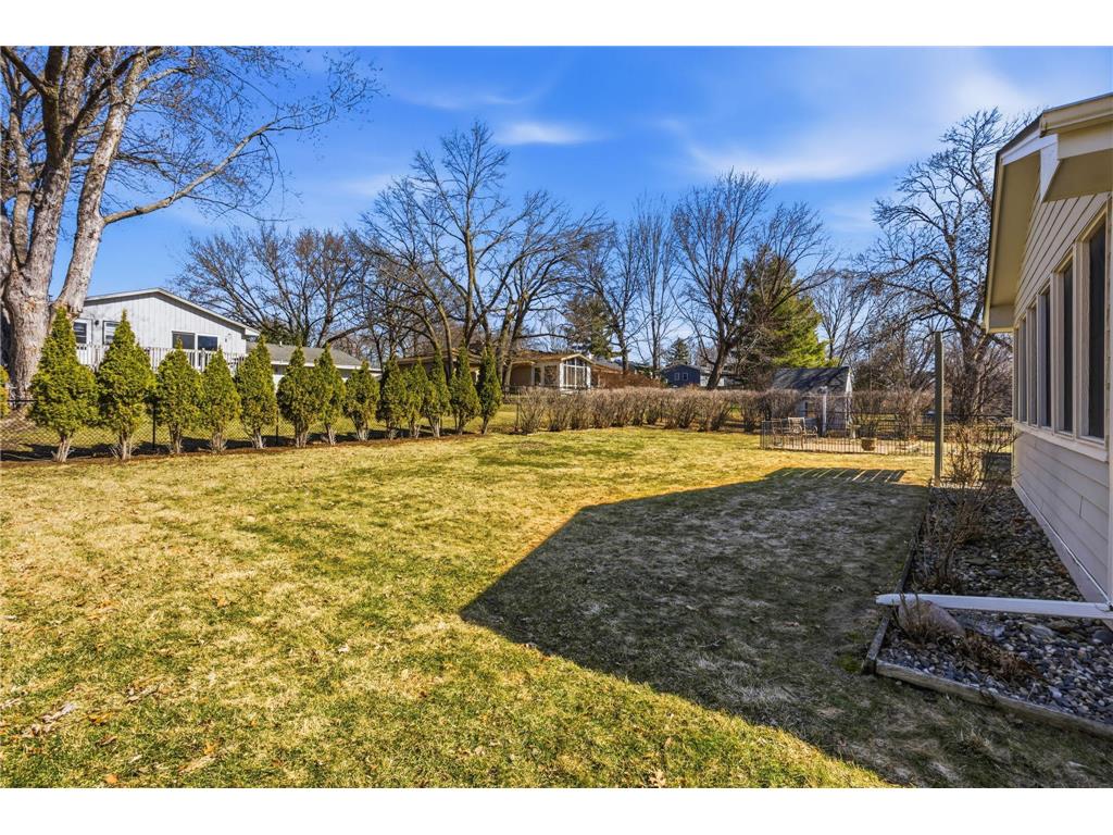 9736 Oxborough Road Bloomington MN 55437 7033250 image51