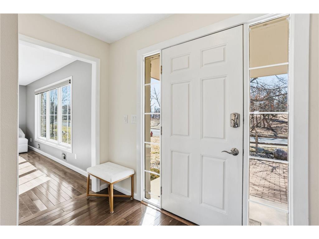 9736 Oxborough Road Bloomington MN 55437 7033250 image7