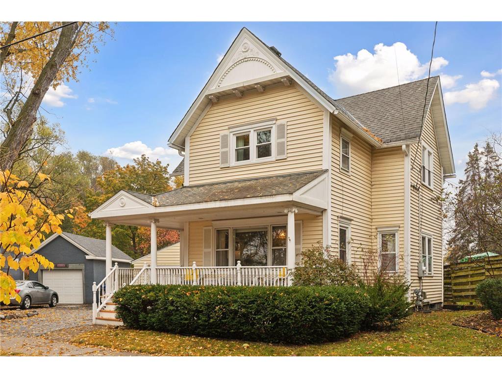 974 Burns Avenue Saint Paul MN 55106 6626600 image1