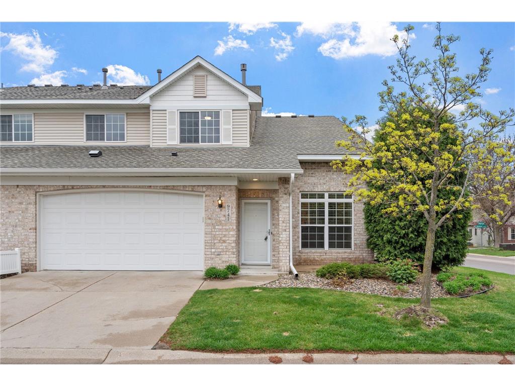 9741 Belmont Lane Eden Prairie MN 55347 7062235 image1