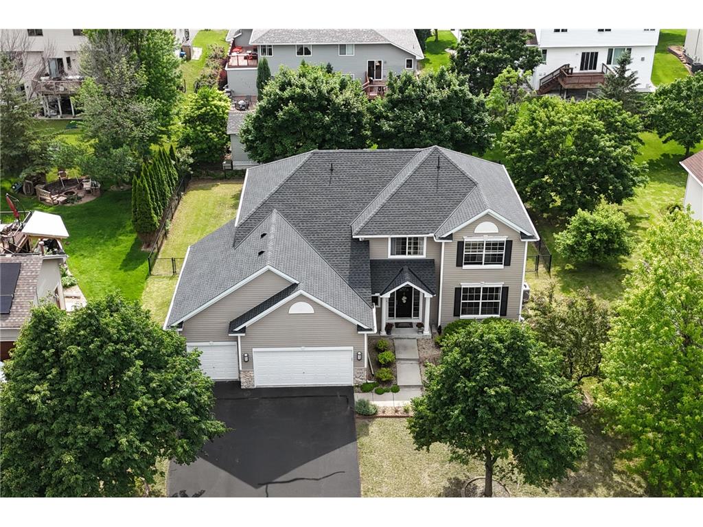 9743 Almond Avenue N Brooklyn Park MN 55443 7072892 image2