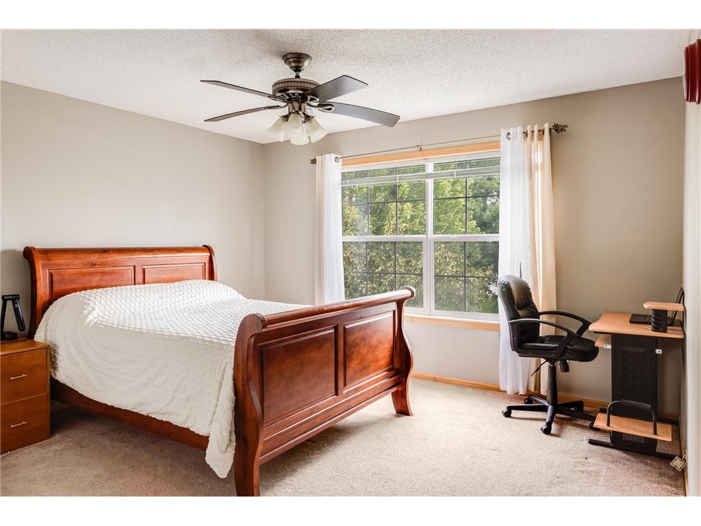 9743 Almond Avenue N Brooklyn Park MN 55443 7072892 image21