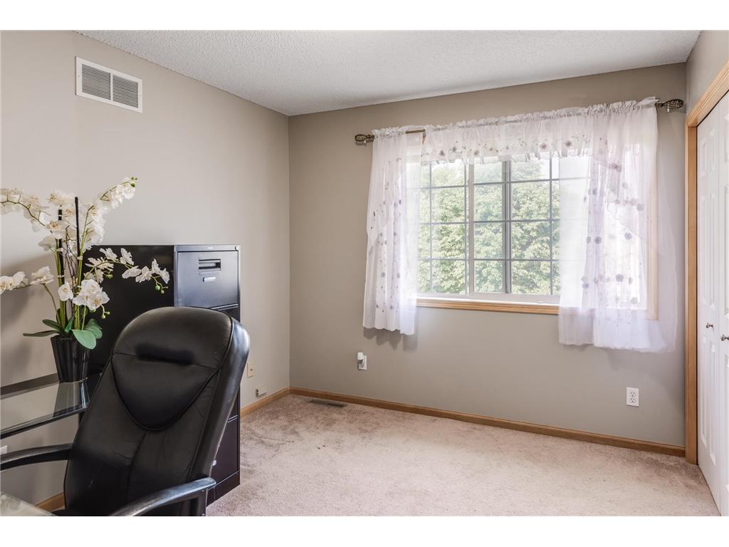 9743 Almond Avenue N Brooklyn Park MN 55443 7072892 image23