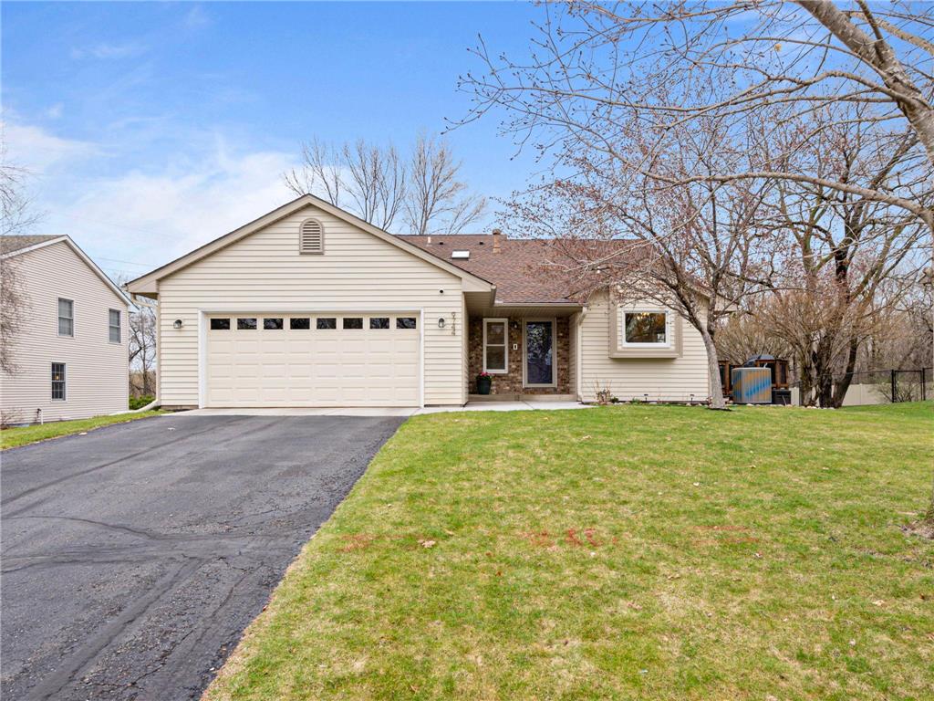 9744 Oliver Avenue N Brooklyn Park MN 55444 6521473 image1