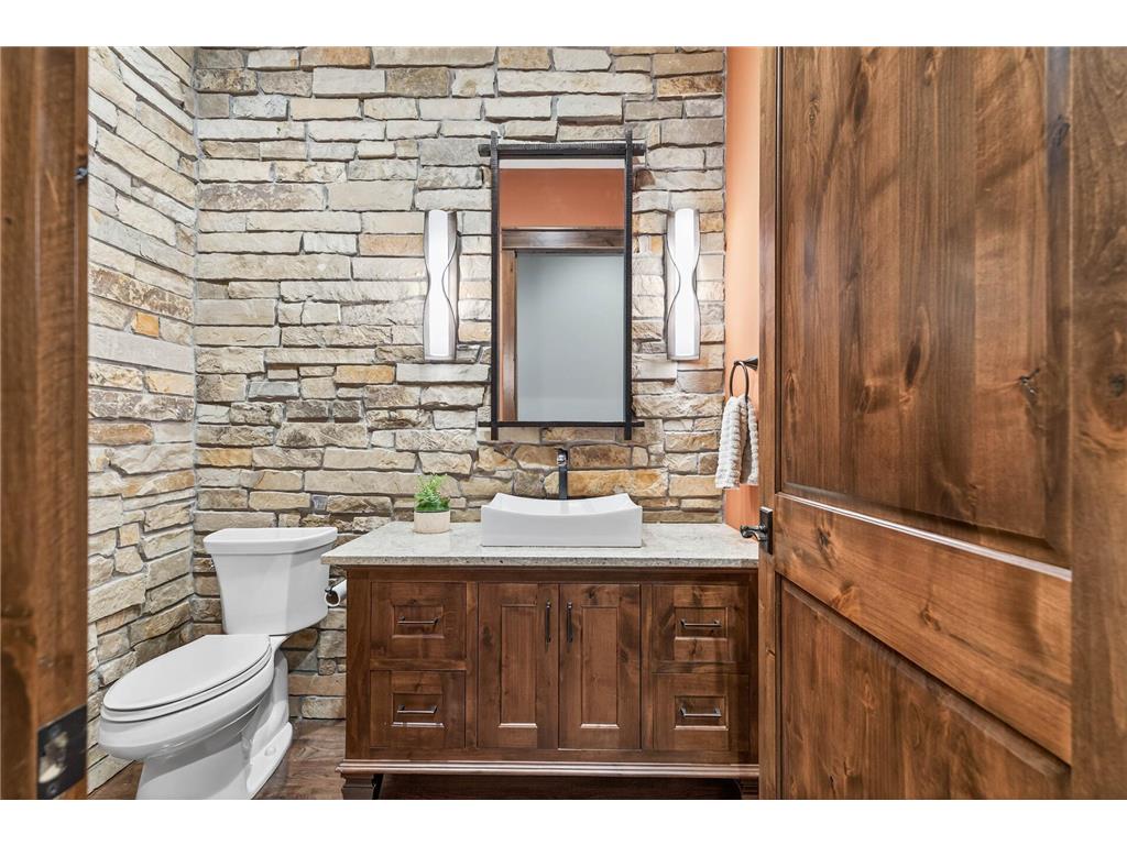 9745 Whistling Valley Road Lake Elmo MN 55042 6788987 image11