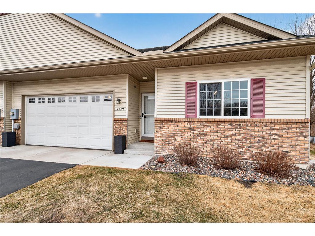 9749 Norway Street NW Coon Rapids MN 55433 7052566 image1