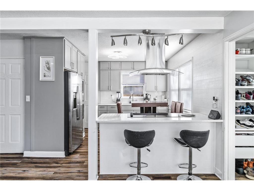 975 Hyacinth Avenue E Saint Paul MN 55106 7009744 image1