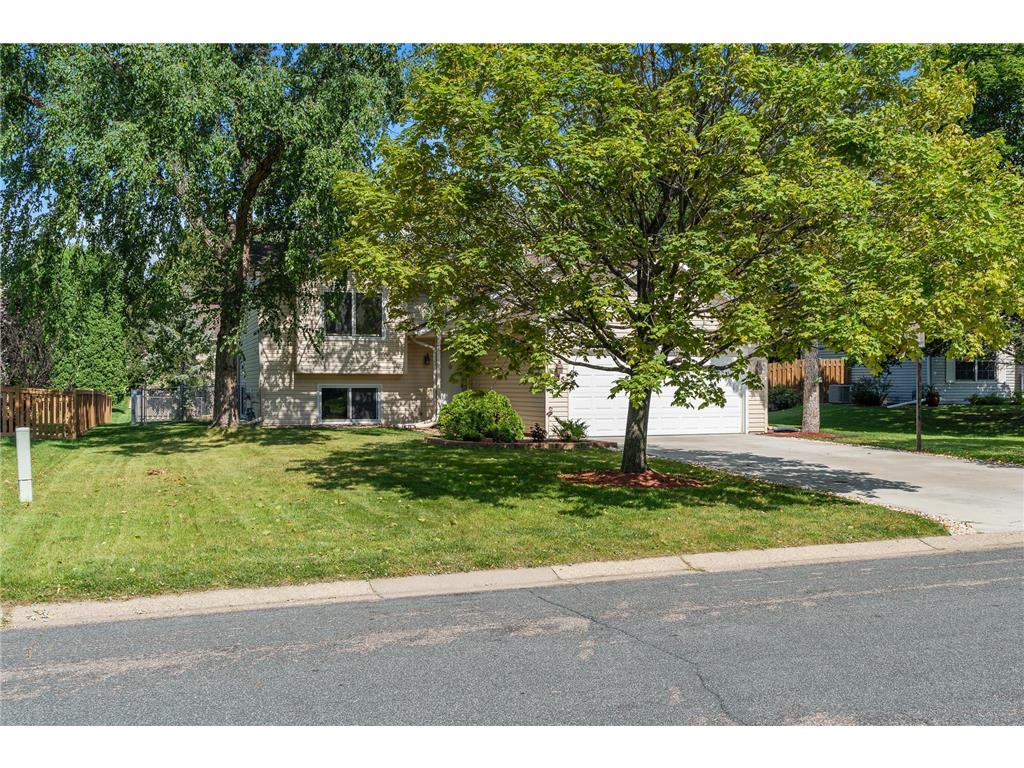 975 Savannah Road Eagan MN 55123 6570615 image1