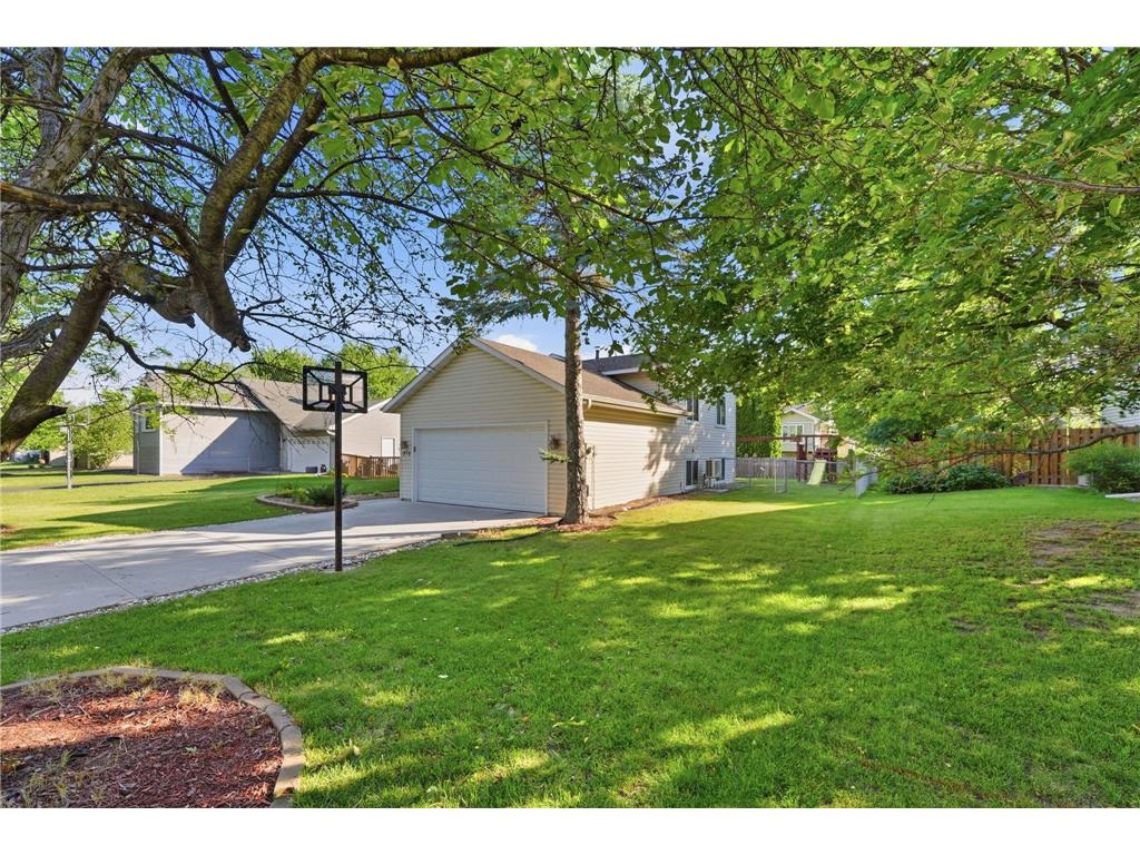 975 Savannah Road Eagan MN 55123 7099526 image3