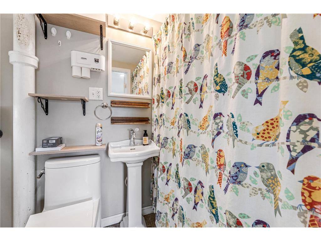 975 W 2nd Street Winona MN 55987 7066029 image15