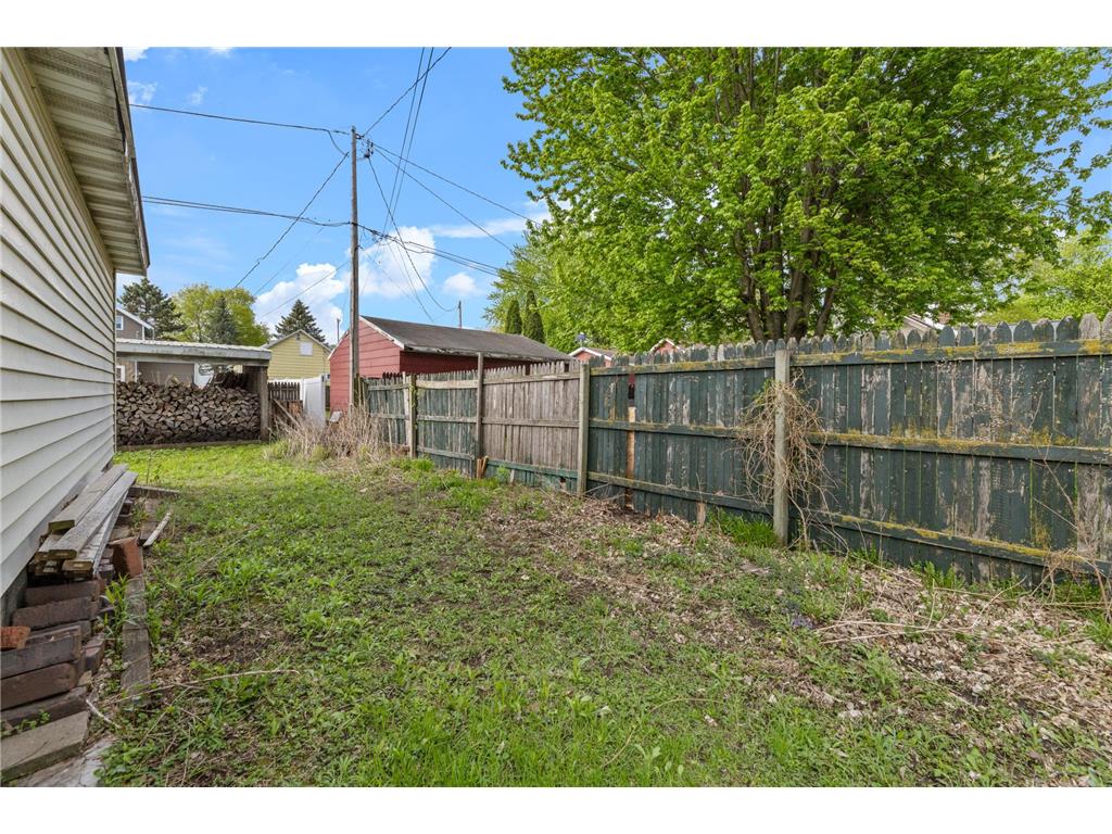 975 W 2nd Street Winona MN 55987 7066029 image17
