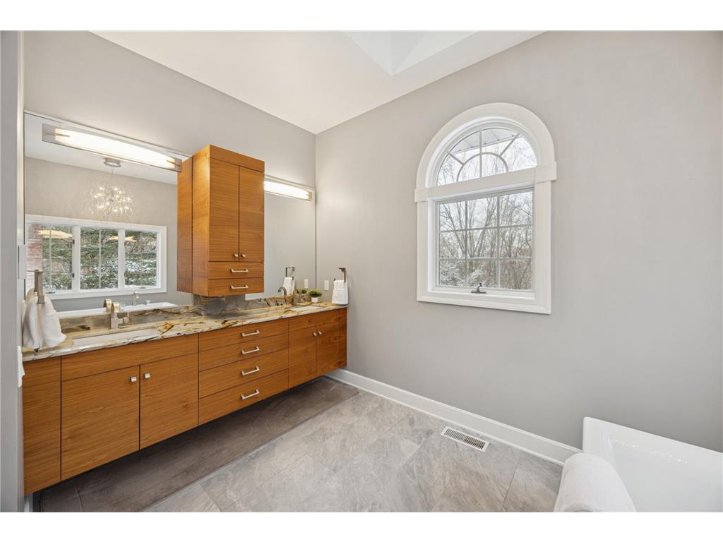 9755 Primrose Avenue N Stillwater MN 55082 6821230 image18