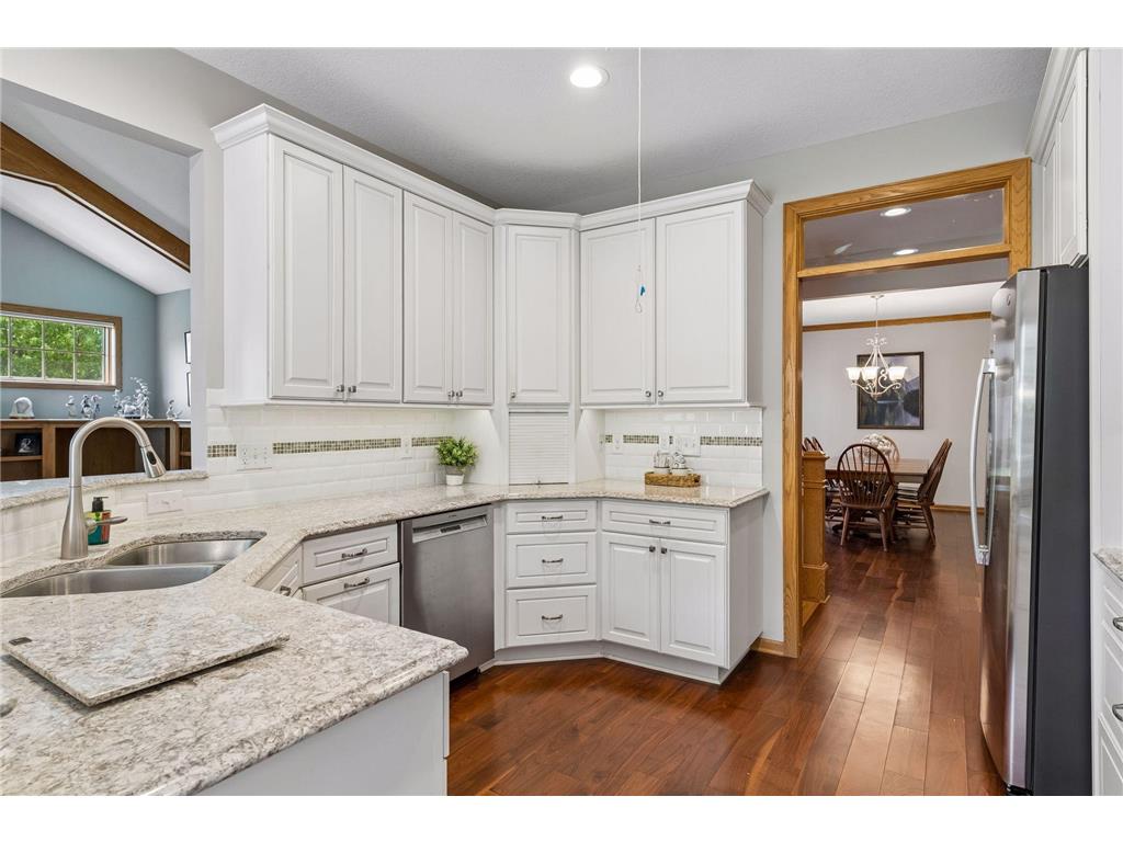 9755 Wedgewood Circle Woodbury MN 55125 7077783 image5