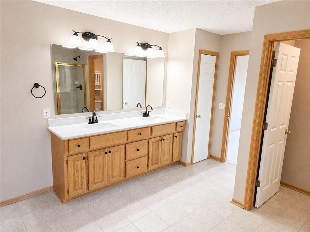 9756 211th Street W Lakeville MN 55044 7098011 image34