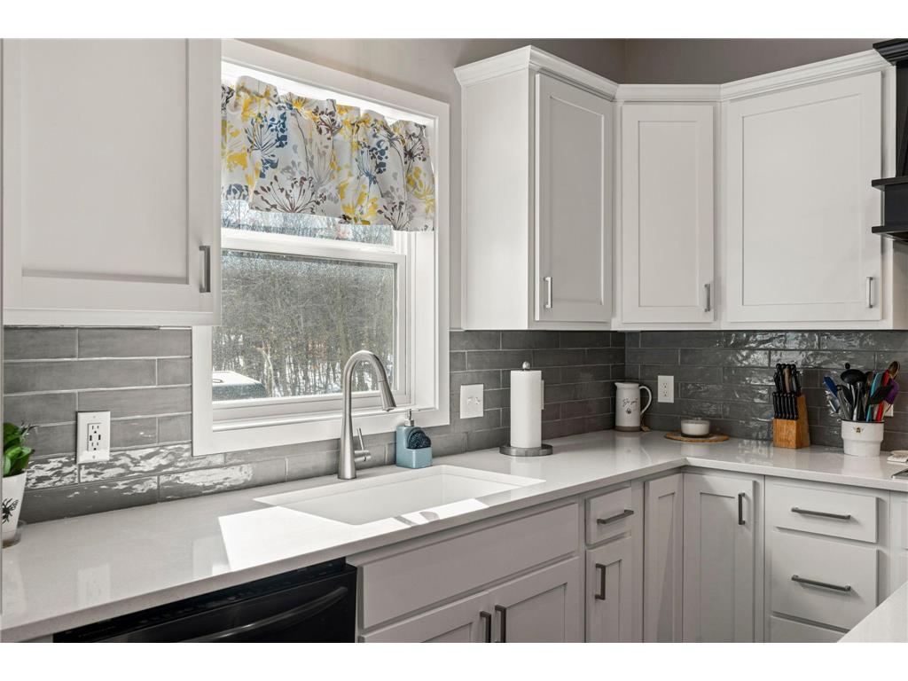 9758 Jordan Court NE Hanover MN 55341 7095976 image34