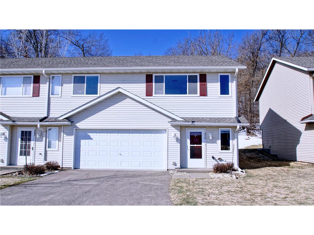 976 Hewitt Boulevard Red Wing MN 55066 6339677 image1