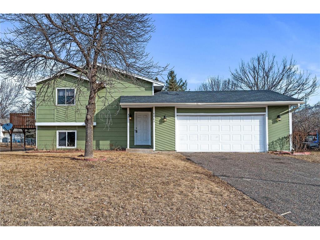 9765 Vincent Avenue N Brooklyn Park MN 55444 6724490 image1