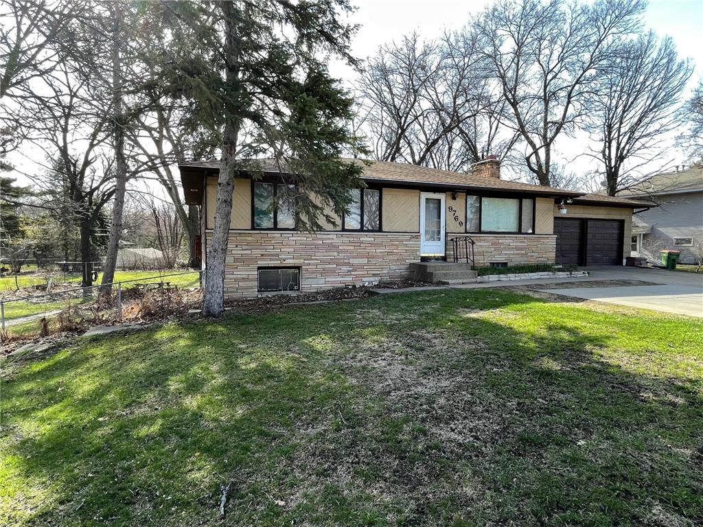 9769 Foley Boulevard NW Coon Rapids MN 55433 6190645 image1