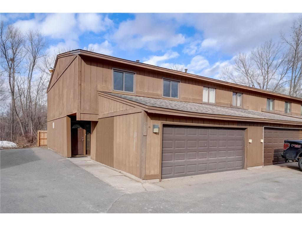 977 11th Avenue SW Forest Lake MN 55025 6495129 image1