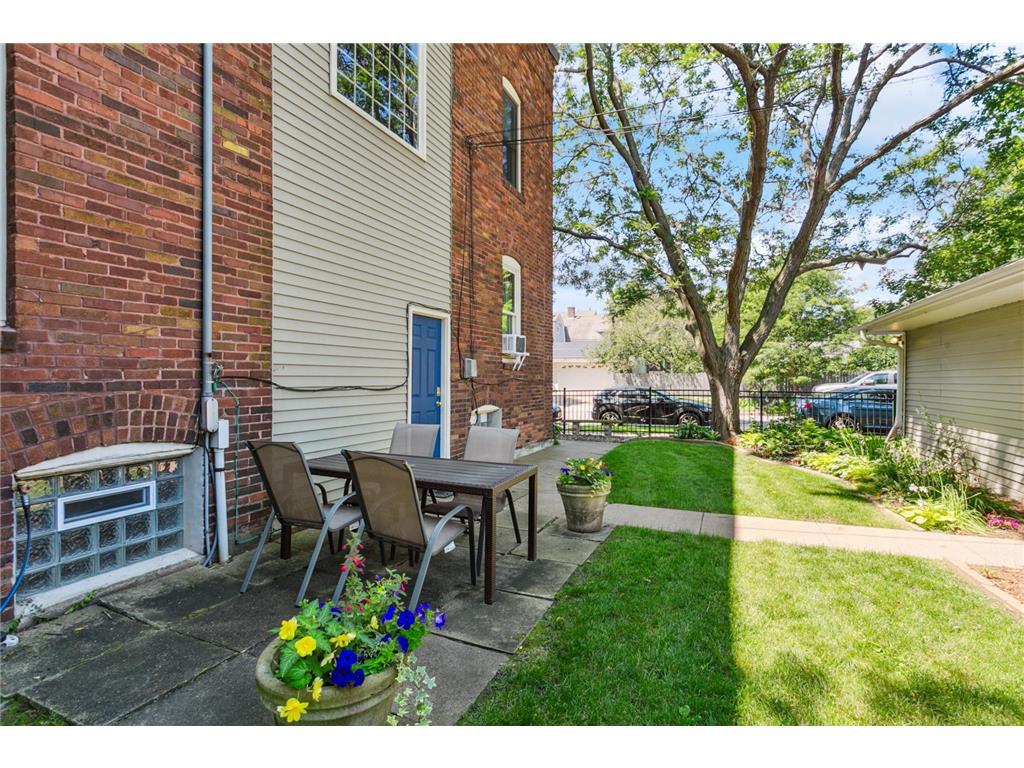 977 Goodrich Avenue 2, Saint Paul, MN, 55105 MLS 6518520 Edina Realty