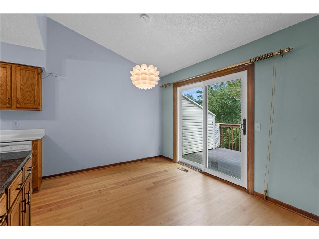 977 Heritage Court E Vadnais Heights MN 55127 7067138 image18