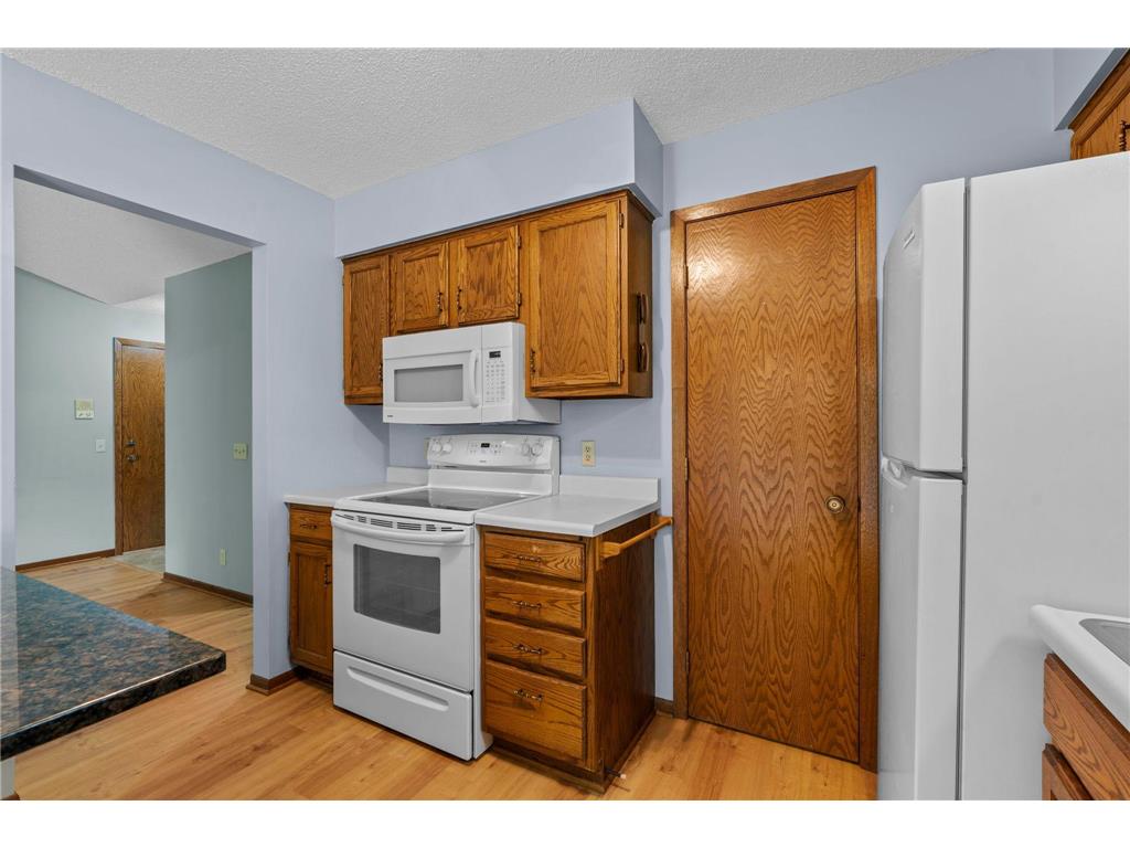 977 Heritage Court E Vadnais Heights MN 55127 7067138 image30