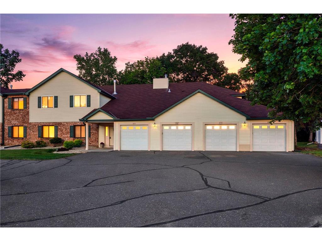 977 Heritage Court E Vadnais Heights MN 55127 7067138 image39