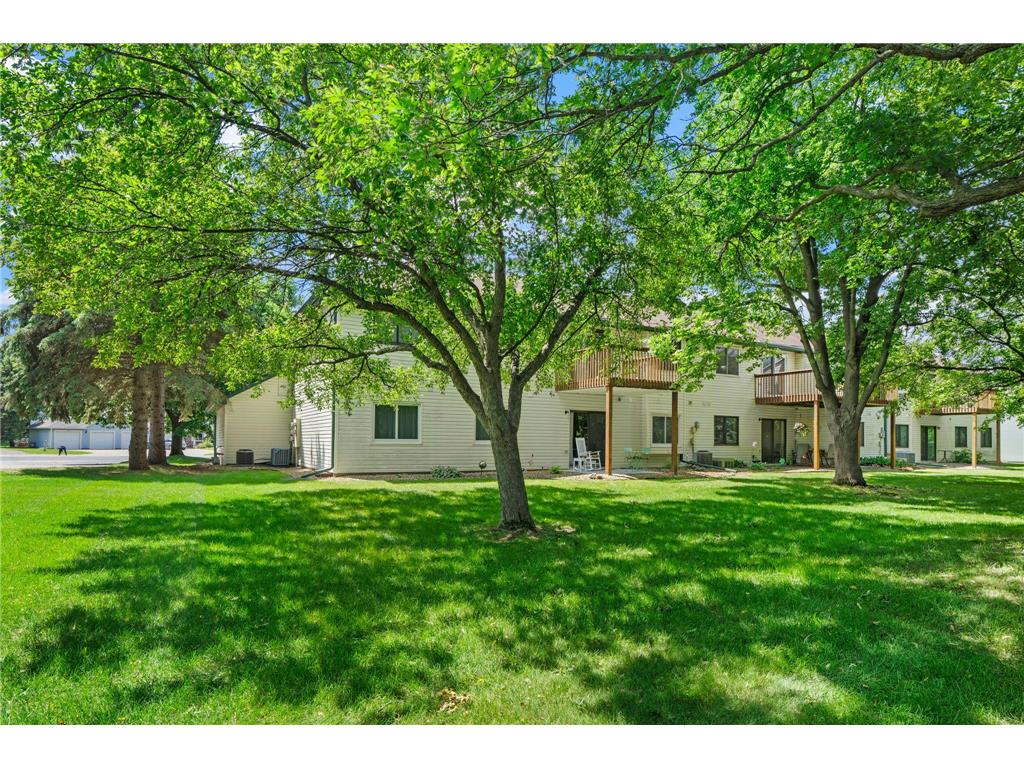 977 Heritage Court E Vadnais Heights MN 55127 7067138 image49