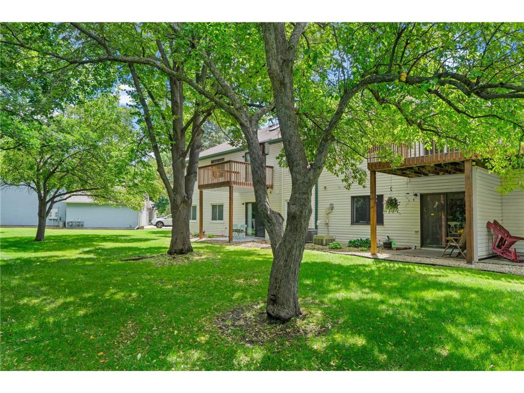 977 Heritage Court E Vadnais Heights MN 55127 7067138 image50