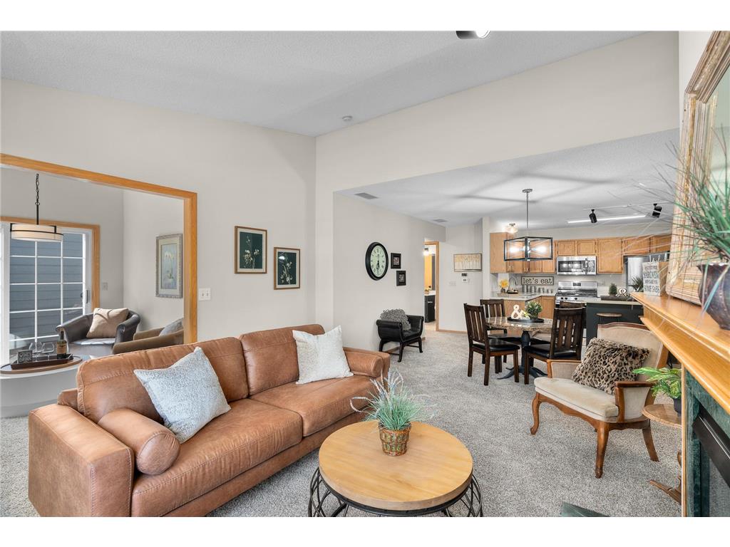 9770 Moonbeam Lane Woodbury MN 55125 6775627 image1