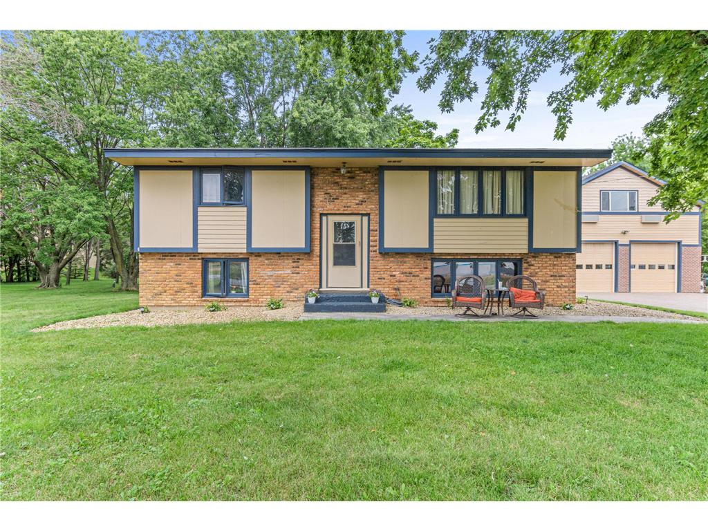 9775 215th Street W Lakeville MN 55044 6761047 image1