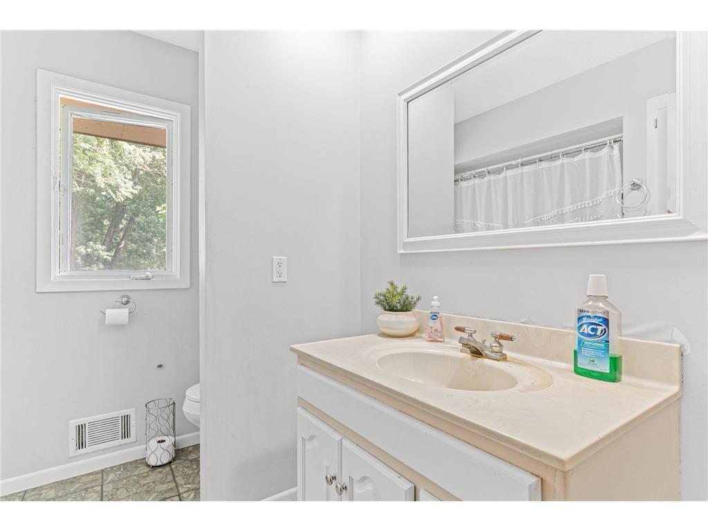 9775 215th Street W Lakeville MN 55044 6761047 image17