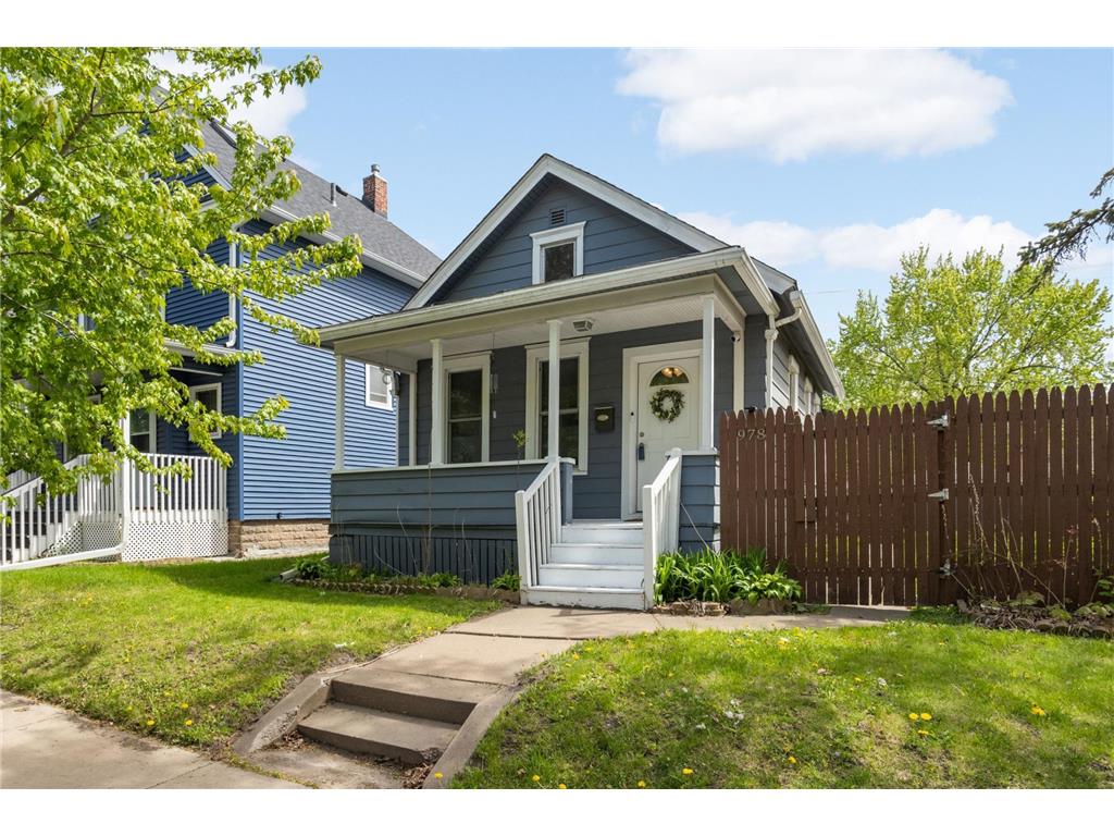 978 3rd Street E Saint Paul MN 55106 7065928 image1