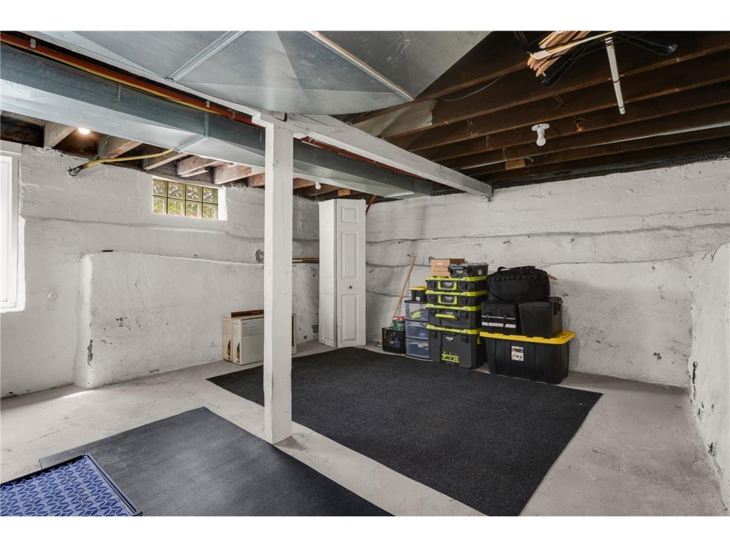 978 3rd Street E Saint Paul MN 55106 7065928 image14