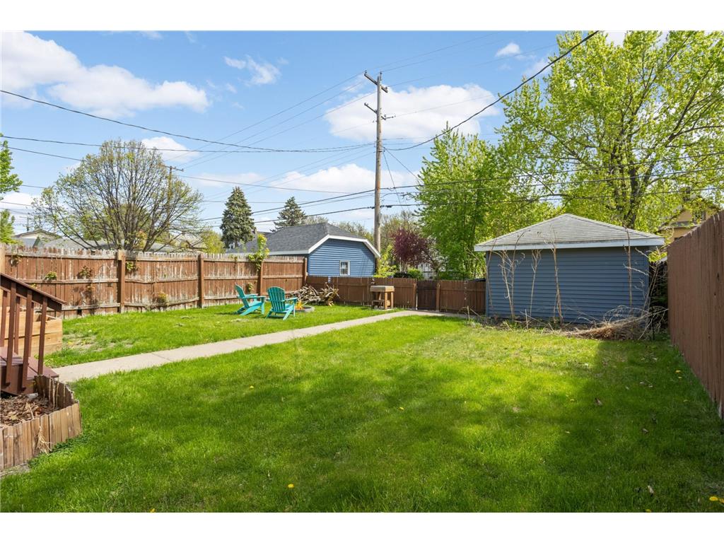 978 3rd Street E Saint Paul MN 55106 7065928 image17