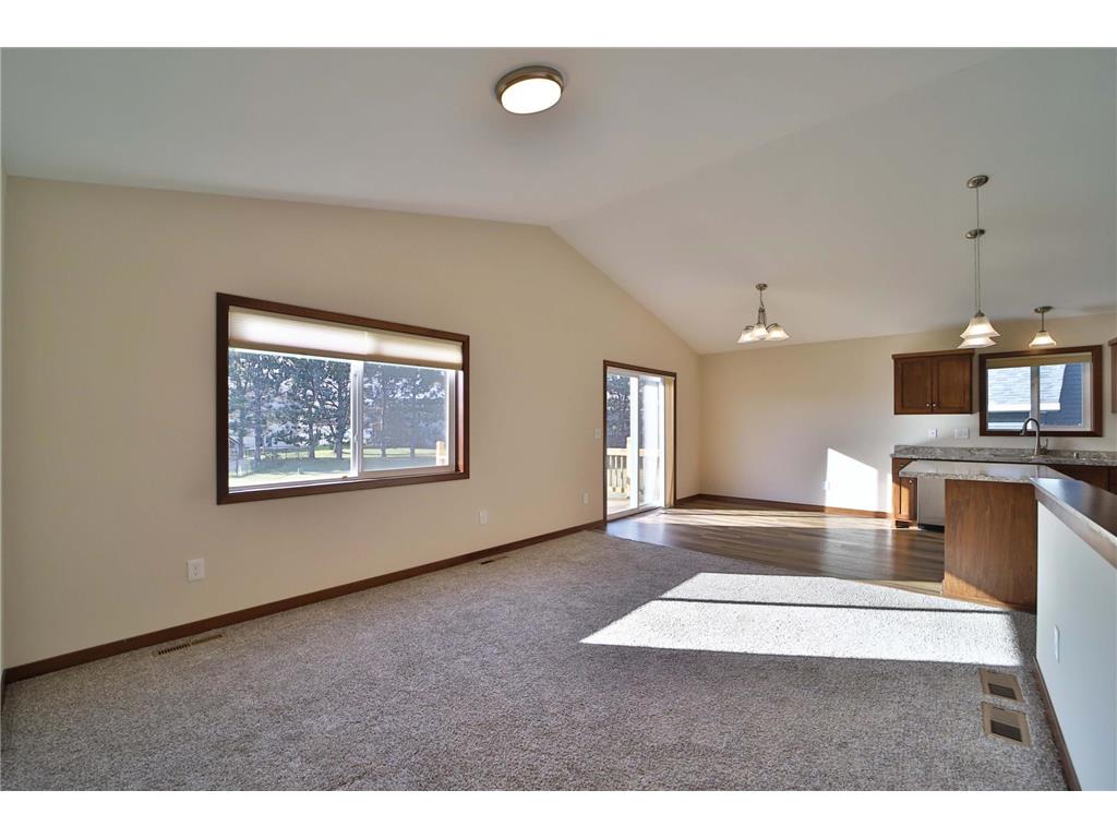 978 York Crt Brainerd MN 56401 6819990 image12