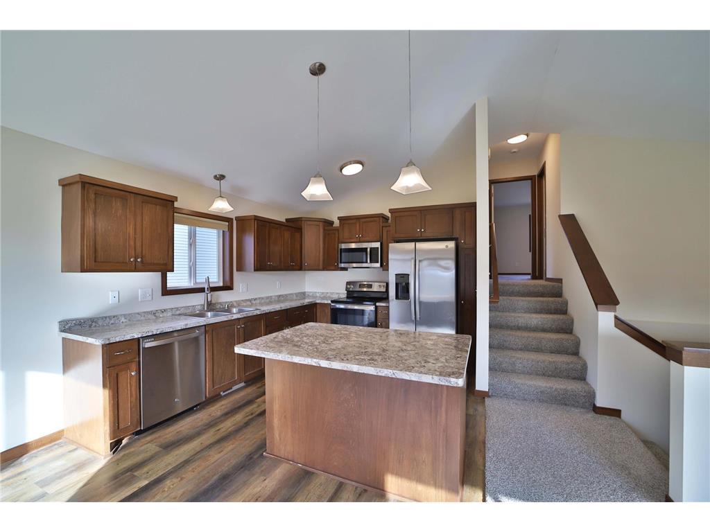 978 York Crt Brainerd MN 56401 6819990 image2