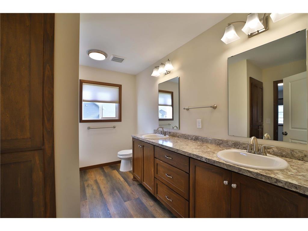 978 York Crt Brainerd MN 56401 6819990 image21