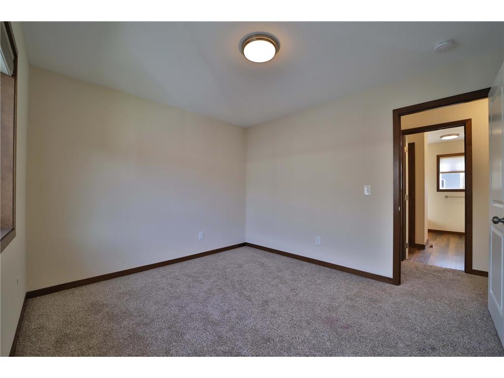 978 York Crt Brainerd MN 56401 6819990 image22