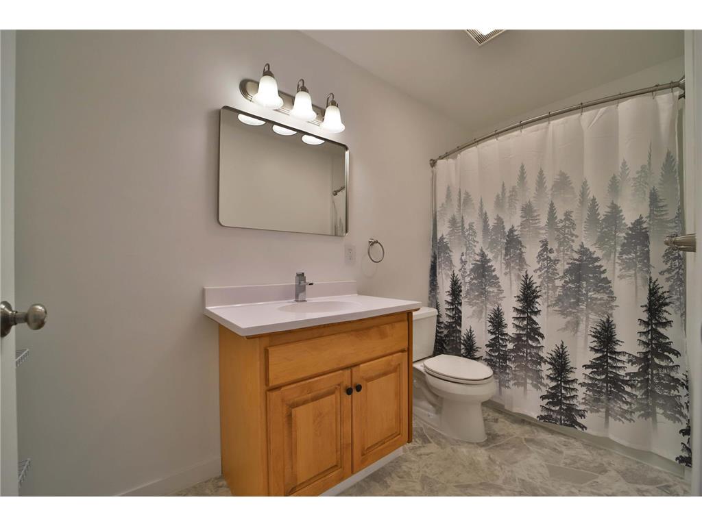 978 York Crt Brainerd MN 56401 6819990 image34