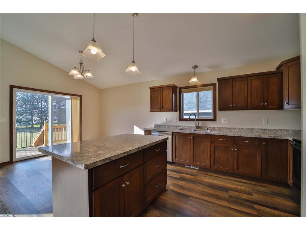 978 York Crt Brainerd MN 56401 6819990 image5