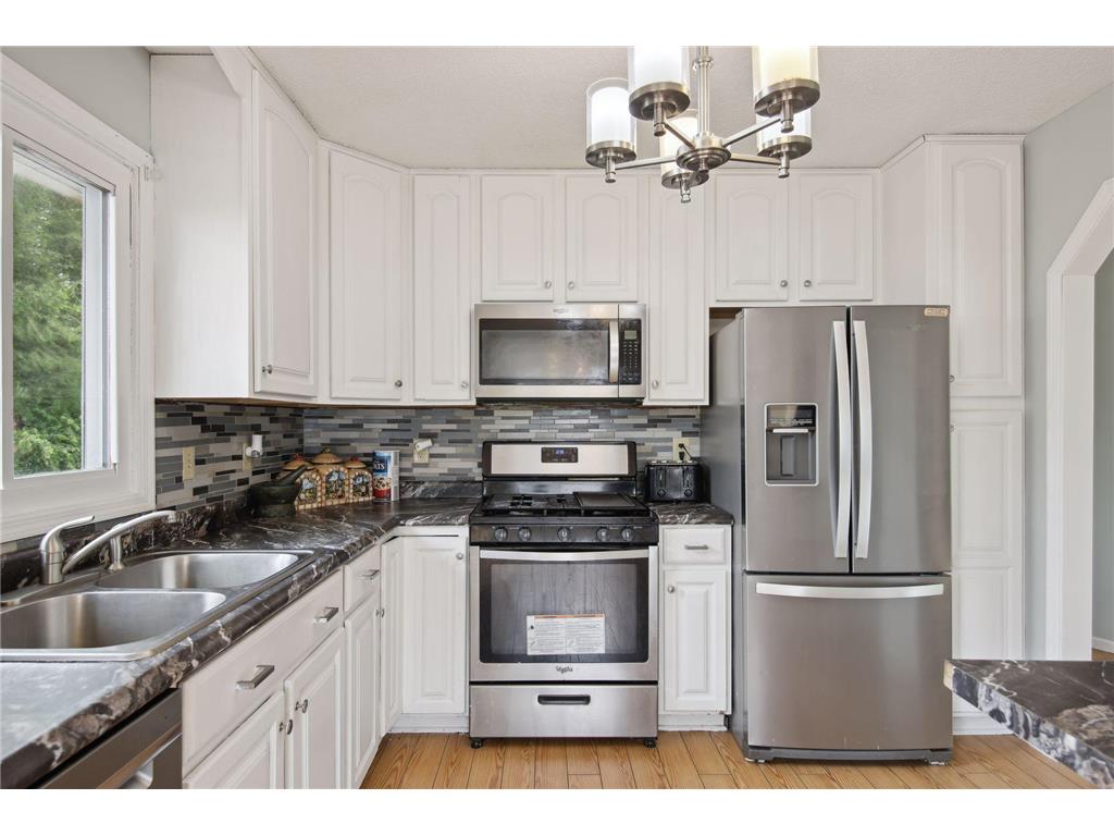 9780 Ilex Street NW Coon Rapids MN 55433 6390632 image1