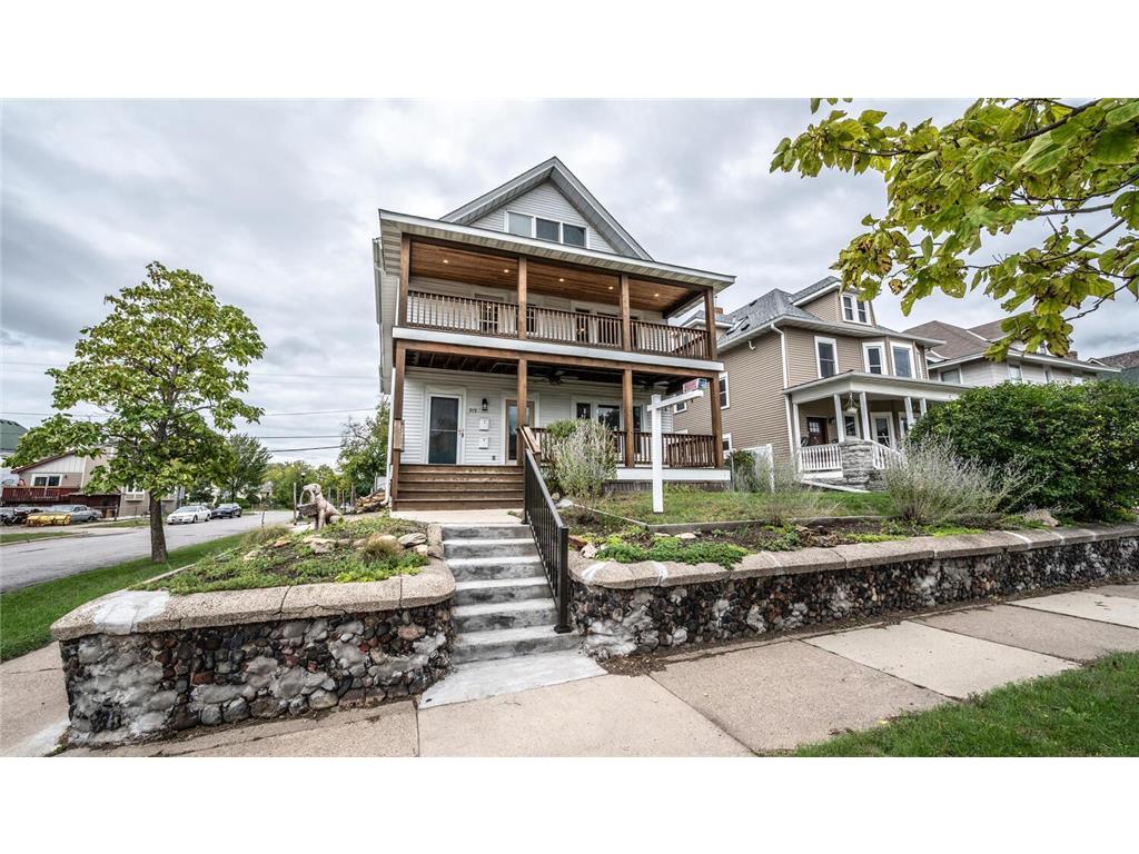 979 Marshall Avenue Saint Paul MN 55104 6378561 image1