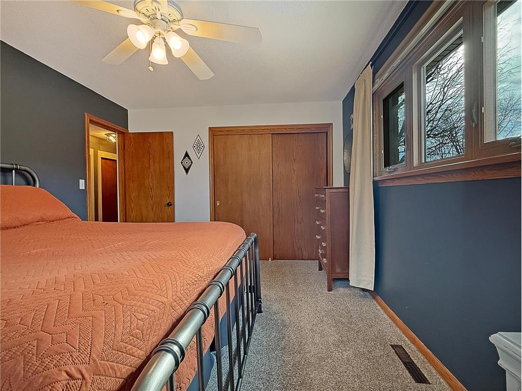 979 S Prairie Avenue Fairmont MN 56031 7083940 image21