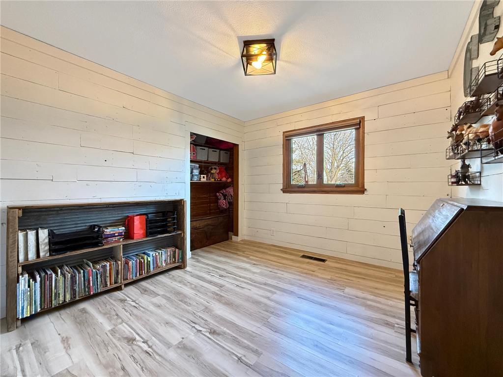 979 S Prairie Avenue Fairmont MN 56031 7083940 image33