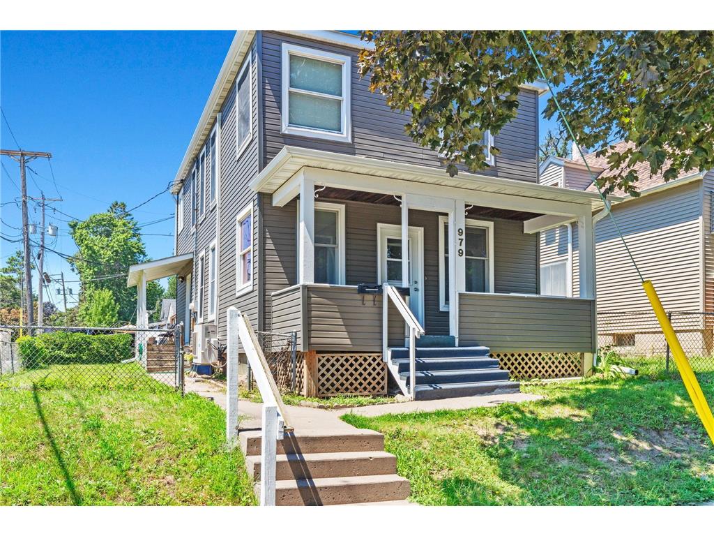 979 Victoria Street N Saint Paul MN 55103 7108127 image1