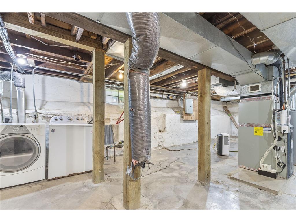 979 Victoria Street N Saint Paul MN 55103 7108127 image20