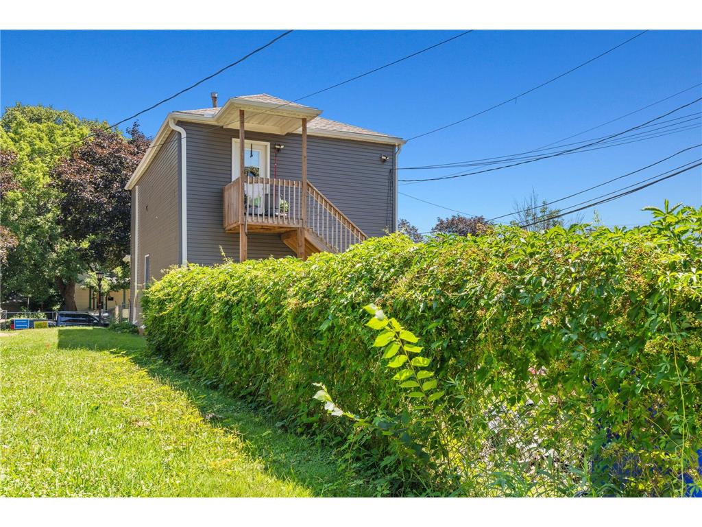 979 Victoria Street N Saint Paul MN 55103 7108127 image25