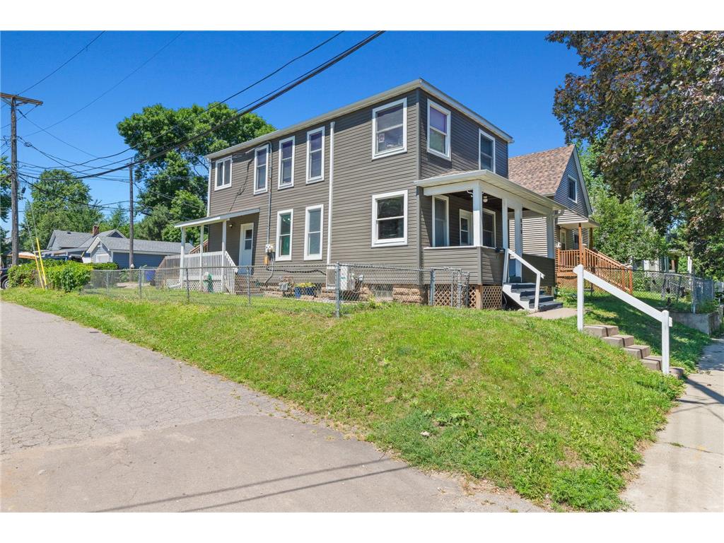 979 Victoria Street N Saint Paul MN 55103 7108127 image3